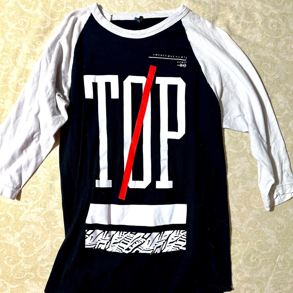 Kids Black and White Graphic Raglan Shirt